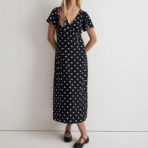 Madewell V-Neck Flutter-Sleeve Midi Dress in True Black size 4 NWT